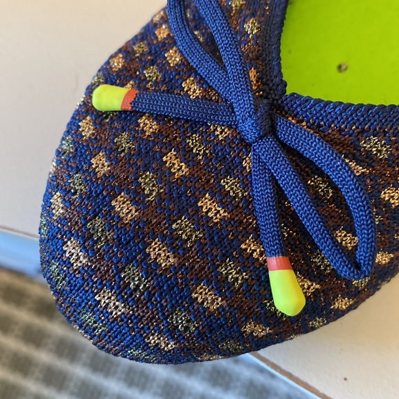 Size 8.5 Rothy’s flats - Picture 7 of 7